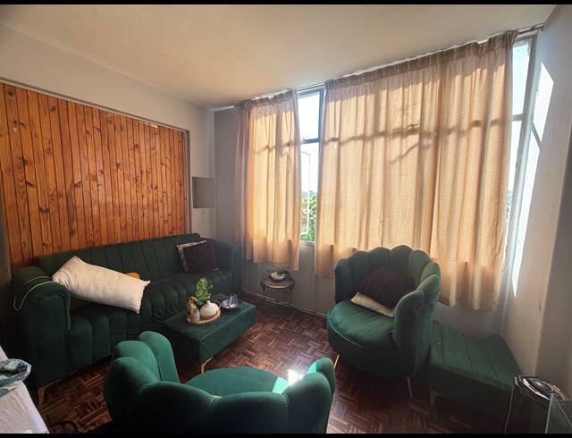 3 BEDROOM APARTMENT FOR SALE IN SUNNYSIDE